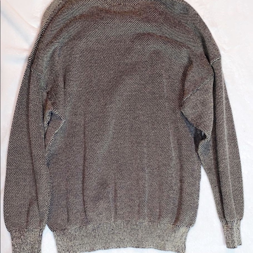 Crew neck - Picture 3 of 3